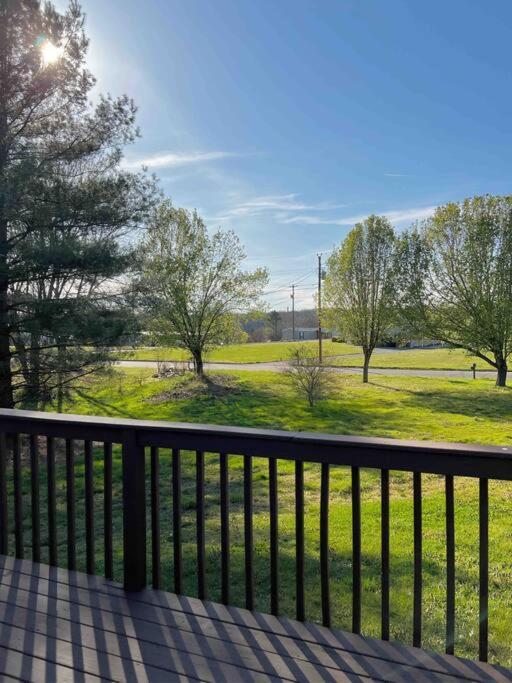 Charming House In Sevierville Family Friendly Quiet Location Close To Wilderness ภายนอก รูปภาพ